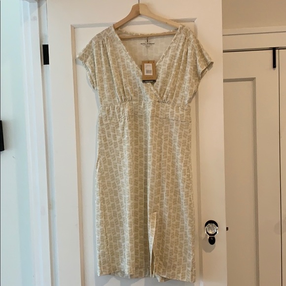 Royal Robbins Dresses & Skirts - NWT Royal Robbins Essential Technical Dress L